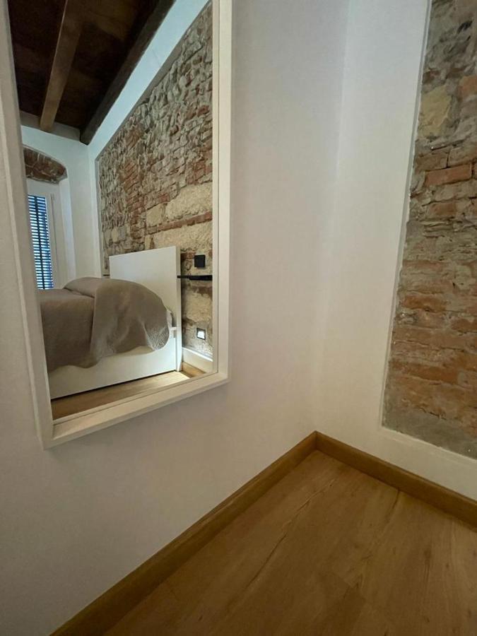 Teodorico Room & Apartment Верона Екстер'єр фото