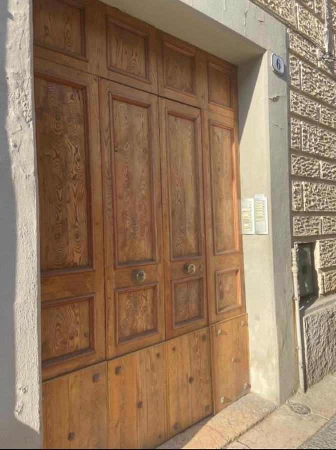 Teodorico Room & Apartment Верона Екстер'єр фото