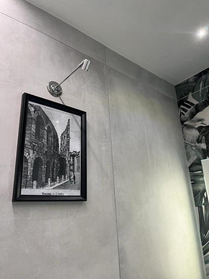 Teodorico Room & Apartment Верона Екстер'єр фото