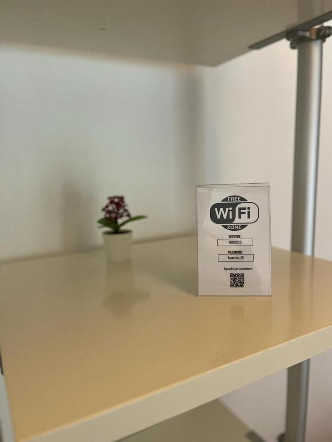 Teodorico Room & Apartment Верона Екстер'єр фото