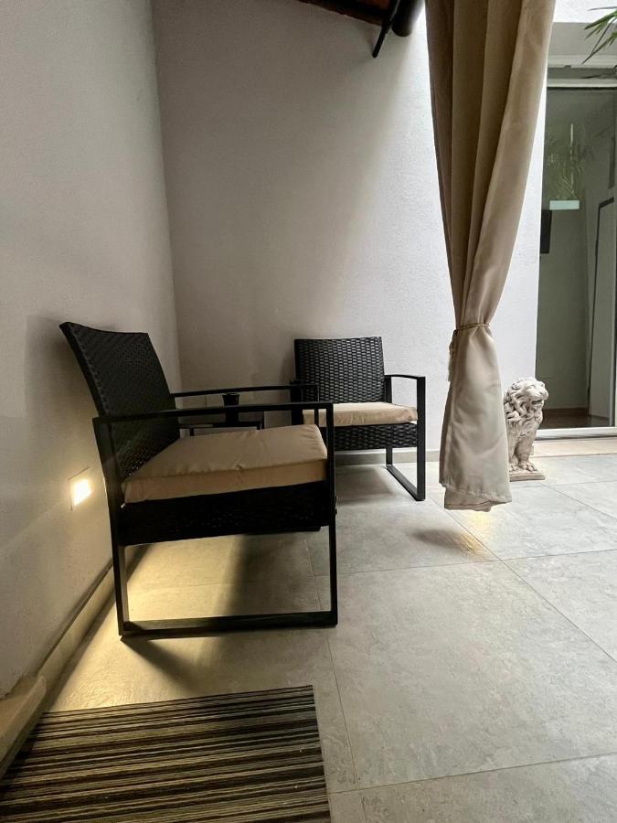 Teodorico Room & Apartment Верона Екстер'єр фото