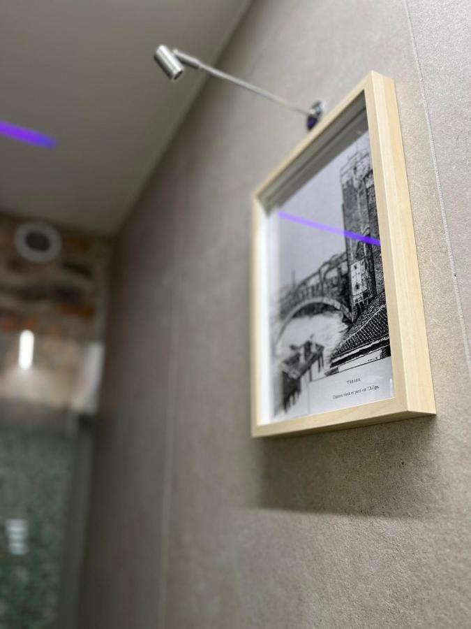 Teodorico Room & Apartment Верона Екстер'єр фото