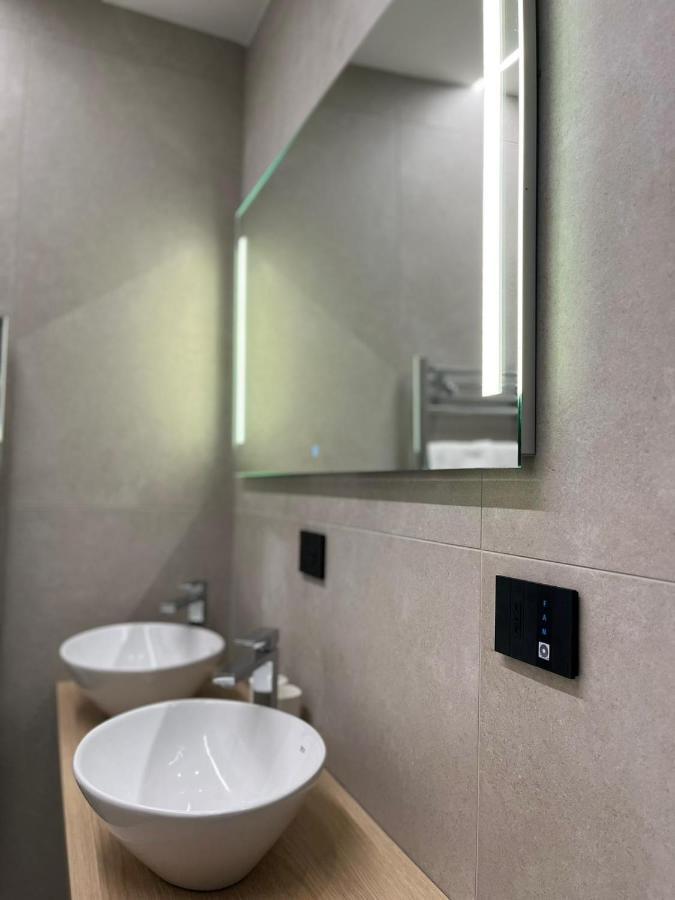 Teodorico Room & Apartment Верона Екстер'єр фото