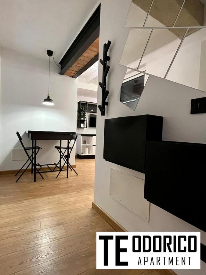Teodorico Room & Apartment Верона Екстер'єр фото